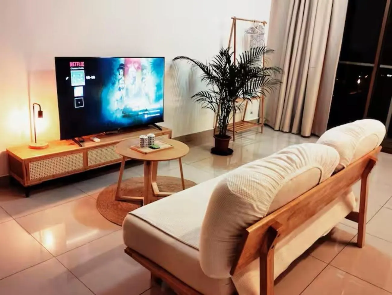 026 Palazio Apartment Muji House Mount Austin Wifi Netflix Johor Bahru
